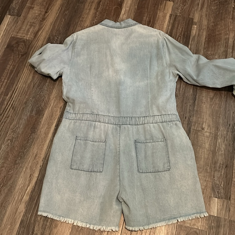 Lightweight Denim Romper - Picture 4 of 4
